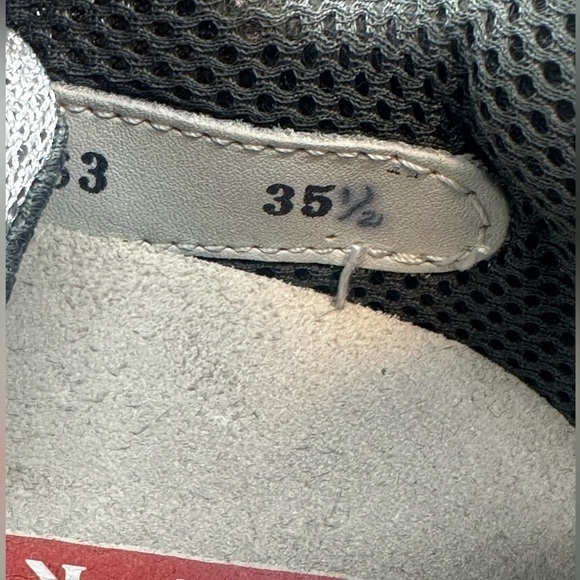 018- EUC- Women's Vintage PRADA World Cup Sneakers Pink Suede (EU 35 1/2 US  5) - Picture 3 of 7